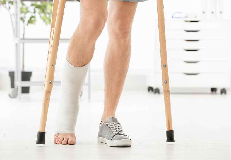 怪我している様子