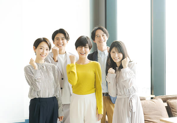 笑顔の社員